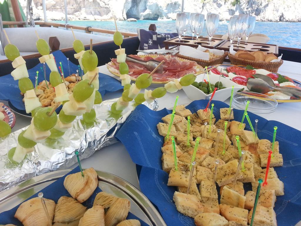 מלון קסטלמרה די סטביה Plaghia Boat & Breakfast מראה חיצוני תמונה